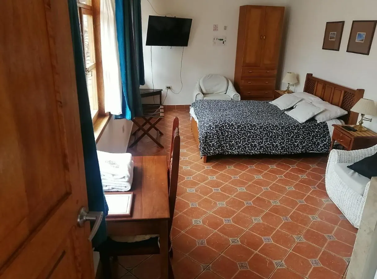 Casa Macondo B&B Hostel Cuenca